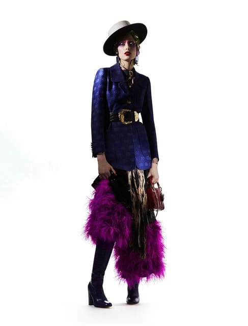 Mundo à Parte — Vogue Brasil