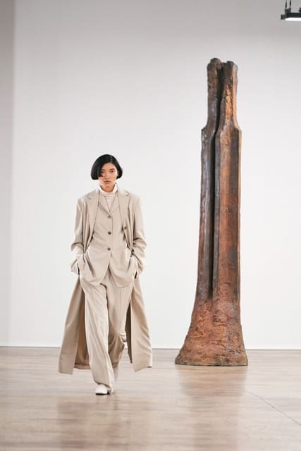 The Row F/W 20 Show — The Row