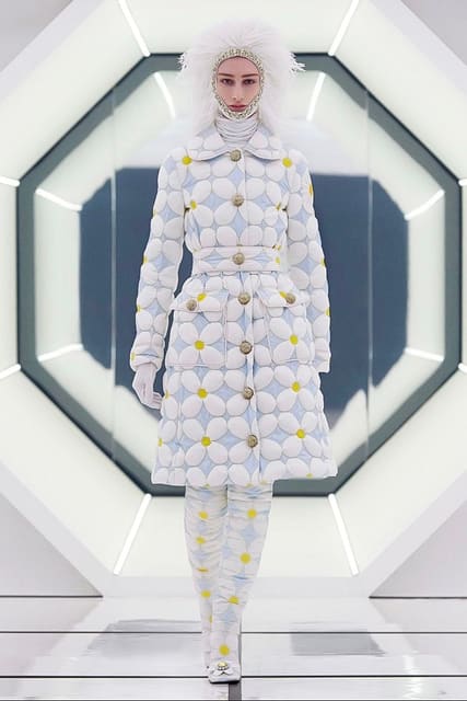 Moncler 8 Richard Quinn F/W 20 Show — Moncler