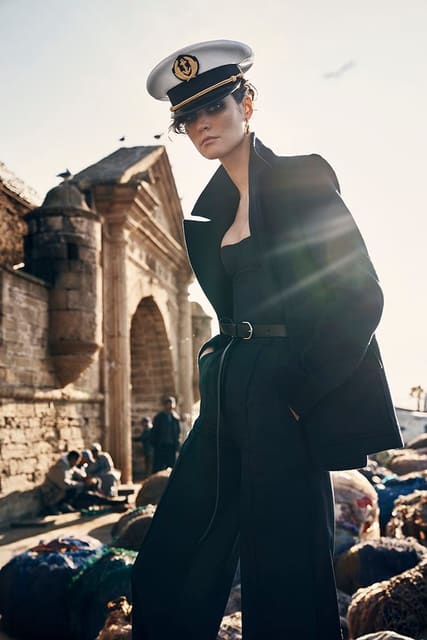 Manon Leloup — 7