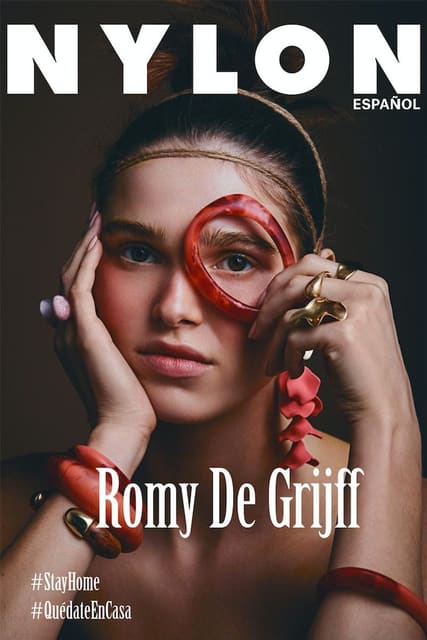 Romy De Grijff — Nylon Español