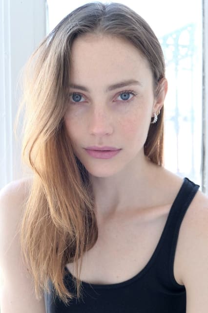 Vanessa Cruz — 6