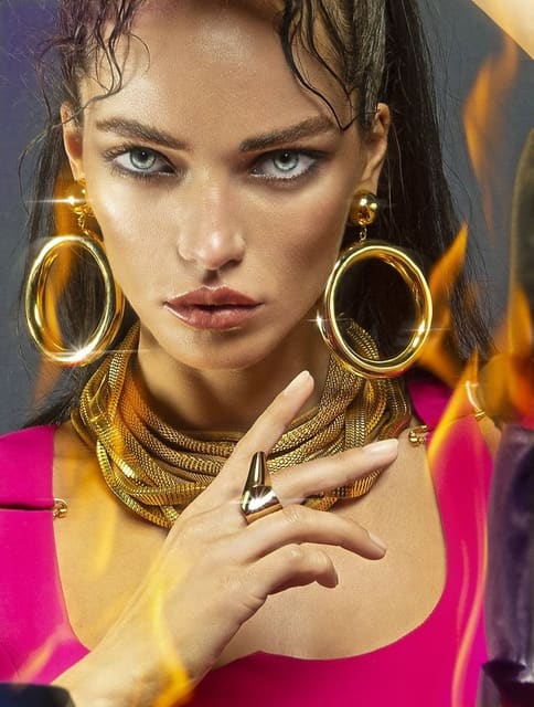 GET YOUR SHINE ON — L'Officiel India