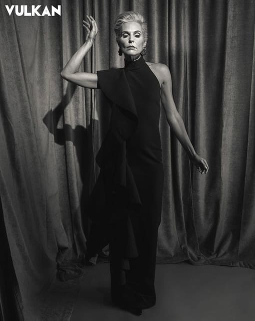 Curtain Call — Vulkan Magazine
