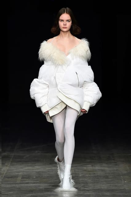 Angel Chen F/W 18 Show — Angel Chen