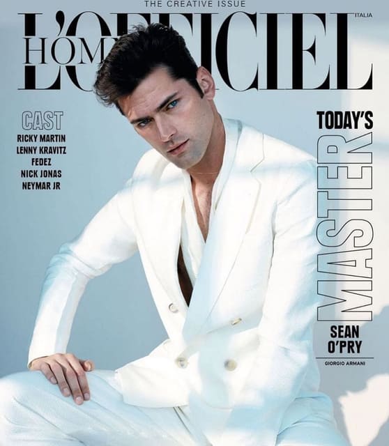 L'Officiel Hommes Italia Spring/Summer 2... — L'Officiel Hommes Italia