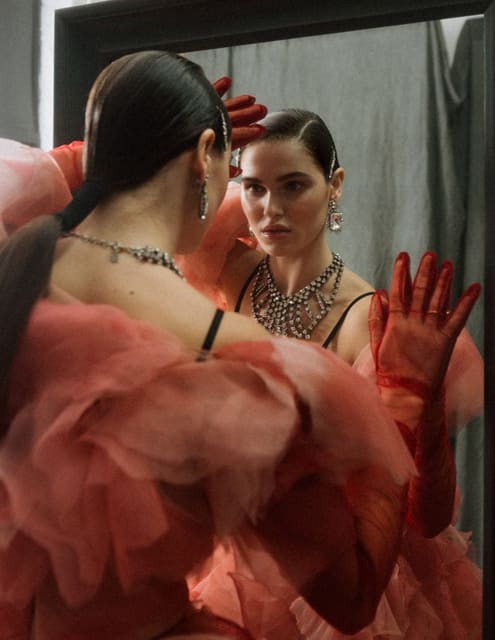 Daydream — L'Officiel Fashion Book Australia