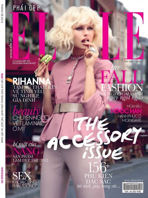 Elle Vietnam August 2012 Cover — Elle Vietnam
