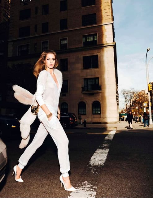 UPPER CHIC — Vogue France