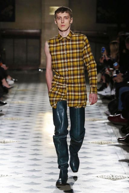 Vetements F/W 16 Show — Vetements