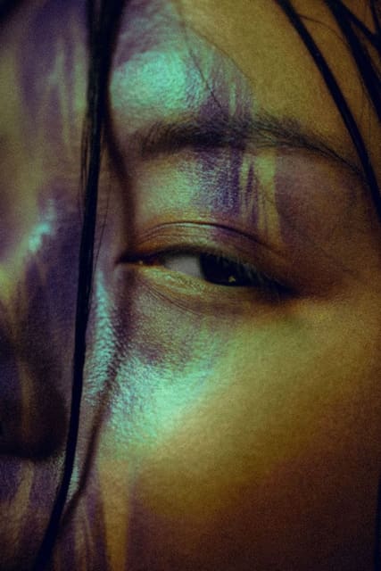 Bloom in the dark — Test Mag