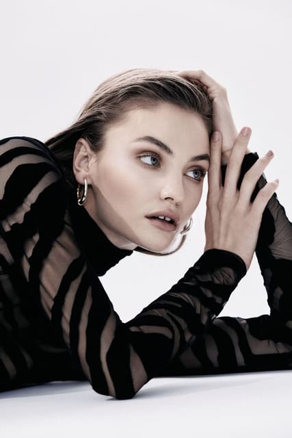 Paula Cioltean in Cosmopolitan Romania
