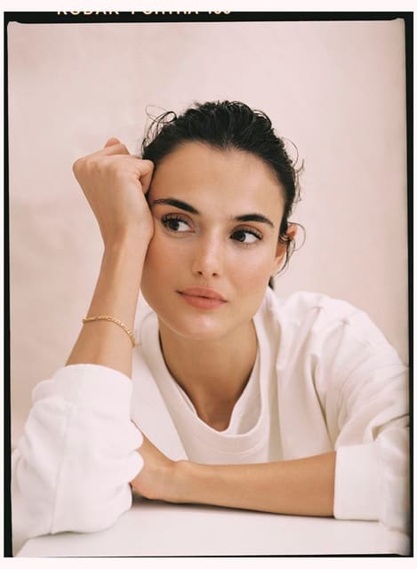 Blanca Padilla — Vogue España