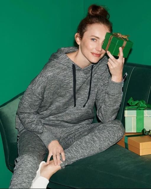 Saks Off Fifth Holiday Campaign by Jason... — Saks OFF FIFTH