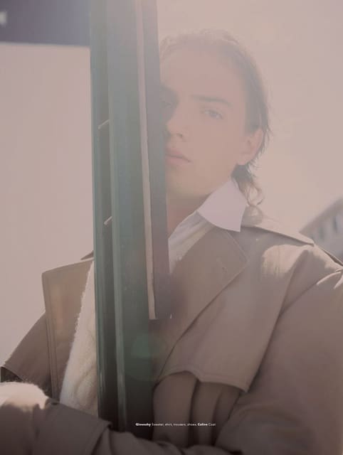 Don't Hide The Light — Men's Folio Singapore