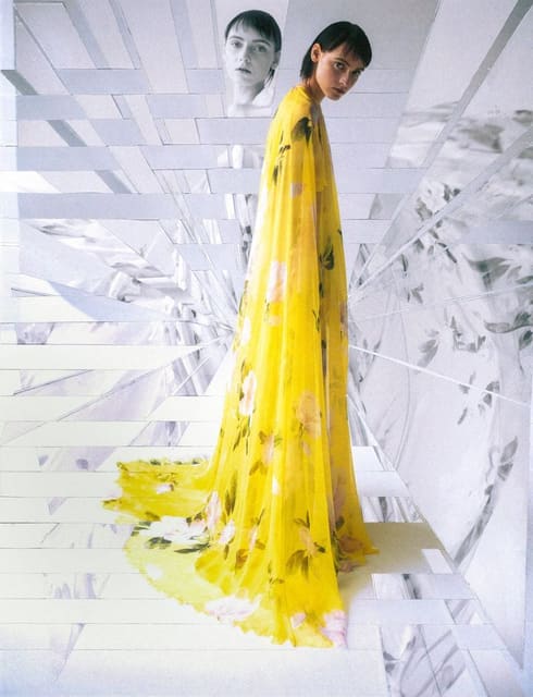 aynanin arkasi — L'Officiel Turkey
