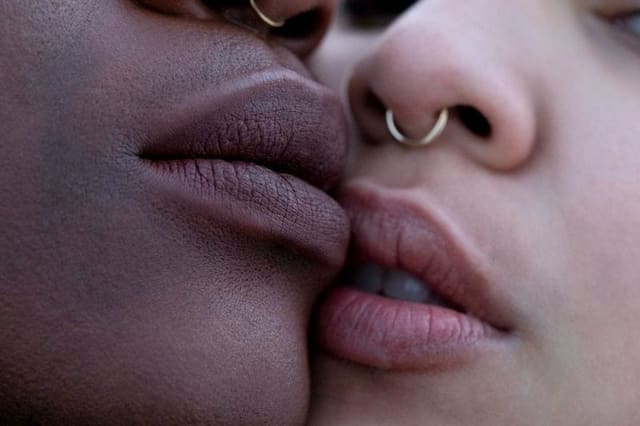 Love in a Pandemic by Abbey Drucker — Vogue.it
