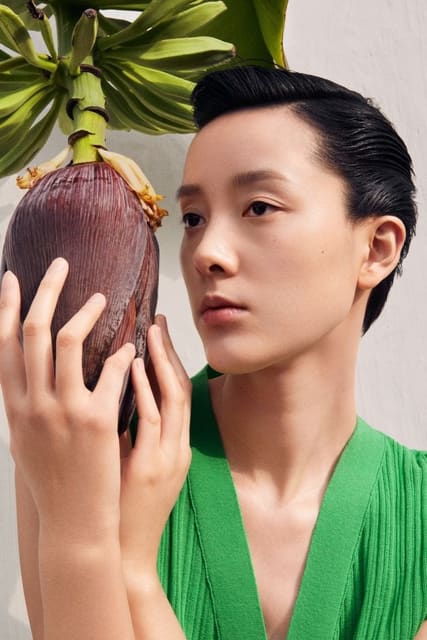 Edition 10 . 2021 S/S campaign — MO&Co.