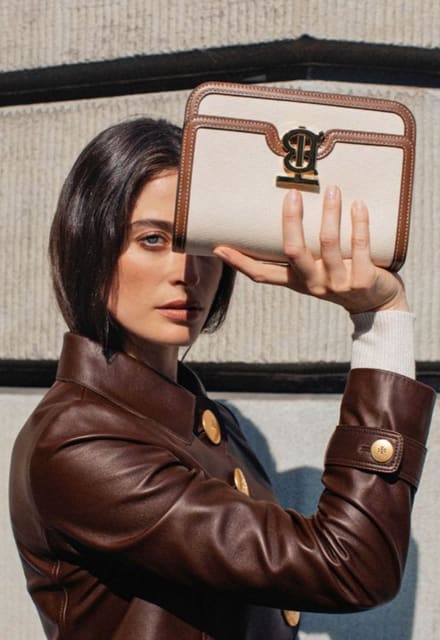 Passing for Jelmoli Magazine