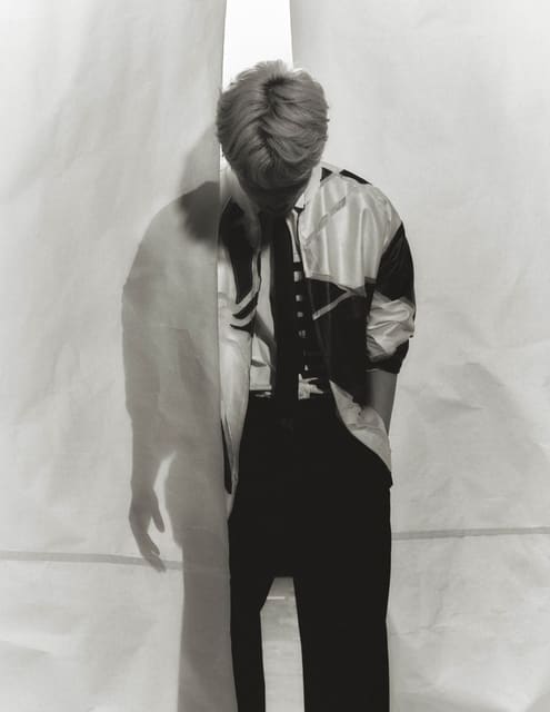 Takes Off: Victor Ma — L'Officiel Hommes Italia