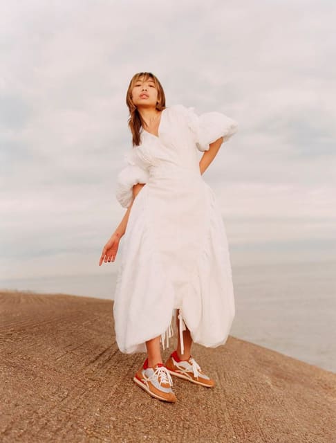 Loewe Flow Runner SS21 (Directed by Laur... — Loewe