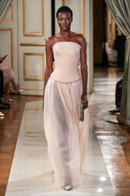 Armani Privé Haute Couture Fall 2021 Sho... — Giorgio Armani