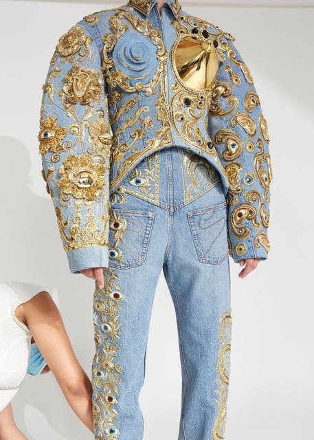 Schiaparelli - Haute Couture FW21/22 — Schiaparelli