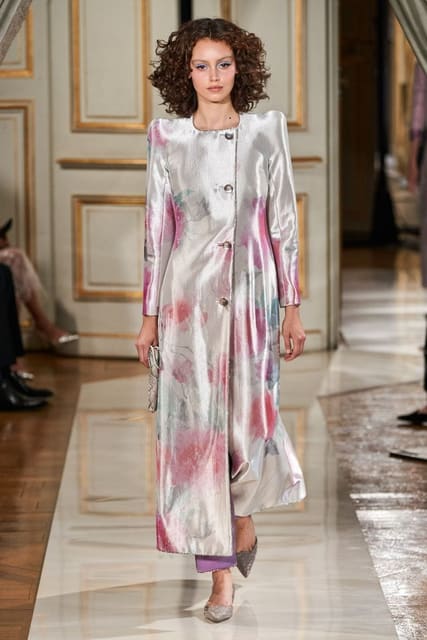 Armani Privé Haute Couture Fall 2021 Sho... — Giorgio Armani