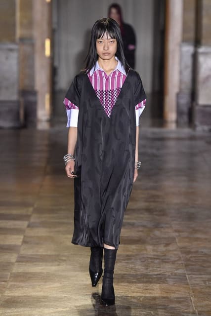 Raf Simons S/S 22 Show — Raf Simons
