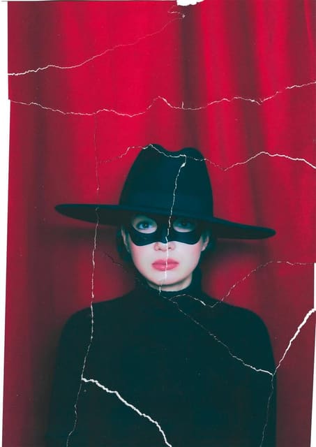 Letters of Happiness — Elle Russia