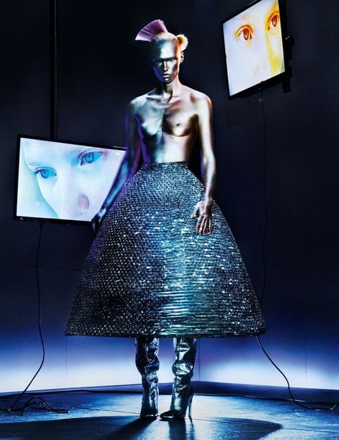 Vogue Russia January 2022 Cover Story / ... — Vogue Russia