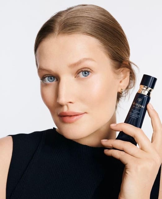 Clé de Peau Beauté Fall 2021 — Clé de Peau Beauté