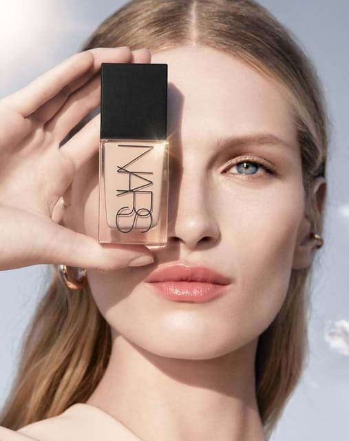 Light Reflecting Foundation Campaign — Nars Cosmetics