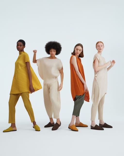 Fall Winter 2021 2022 — Issey Miyake