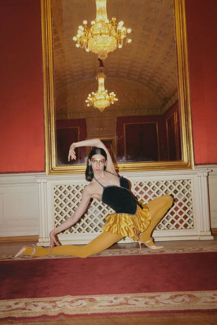 Theatre in the Theatre (Elle.ru) — Elle Russia