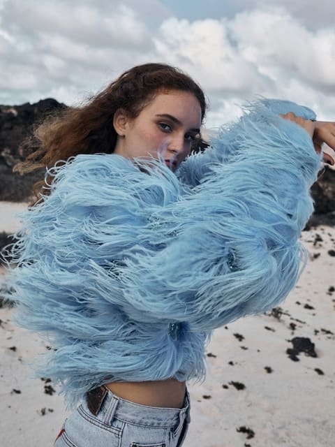 Weather the Storm — Elle Indonesia