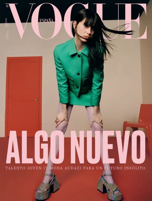 Vogue España February 2022 Cover — Vogue España