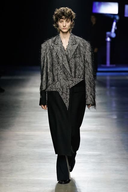 Annakiki F/W 22 Show — Annakiki