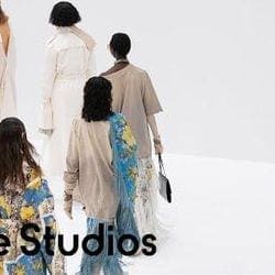 Acne Studios F/W 22 Show — Acne Studios