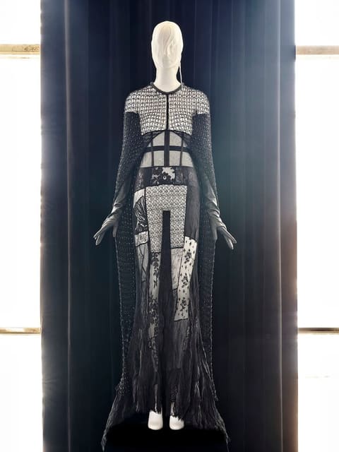 Olivier Theyskens F/W 22 Show — Olivier Theyskens