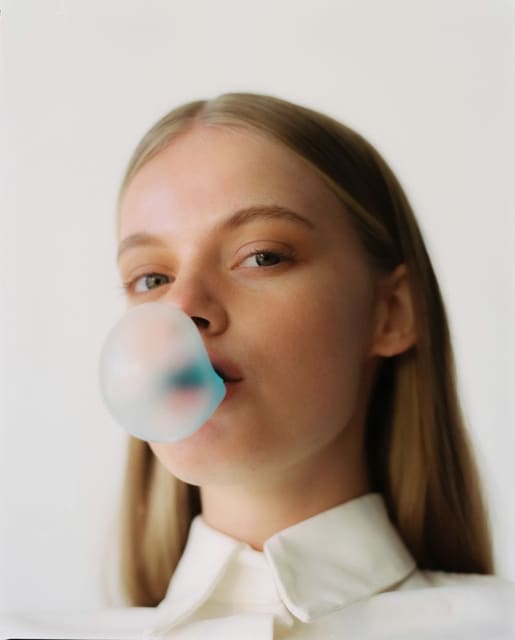 Gaze and Regard — Lula Japan