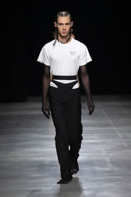 Act Nº1 S/S 22 Show — Act N°1