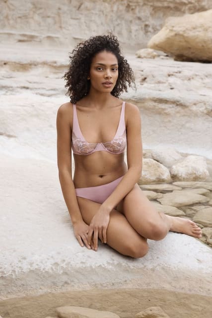 La Perla S/S 22 Campaign — La Perla