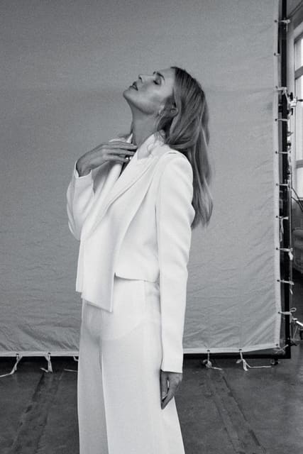 Inter arma silent musae — Harper's Bazaar Czech Republic