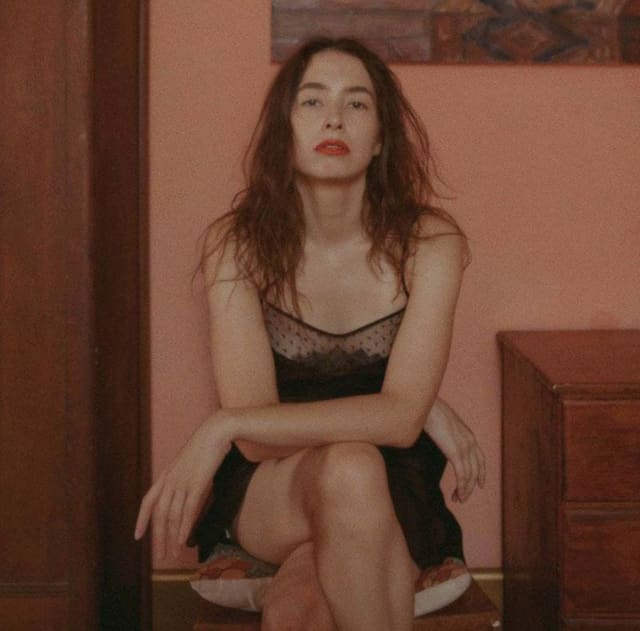 Ali McNally