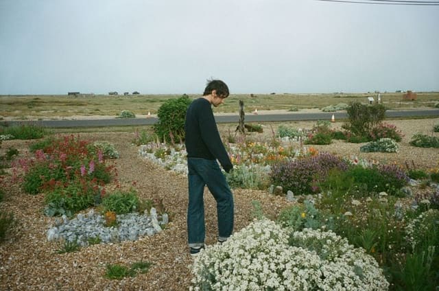 Warren Leech