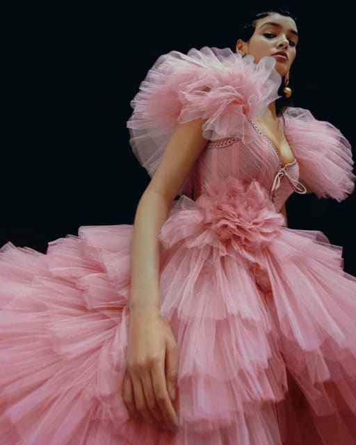 All Eyes on Me — Harper's Bazaar Arabia