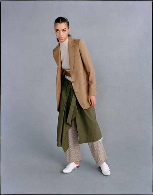 14 NEUTRAL LOOKS THAT ARE ANYTHING BUT B... — WSJ