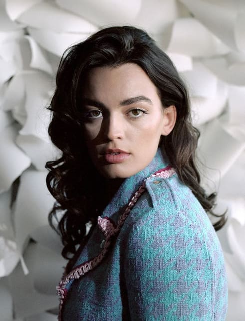 Emma Mackey — Wonderland Magazine