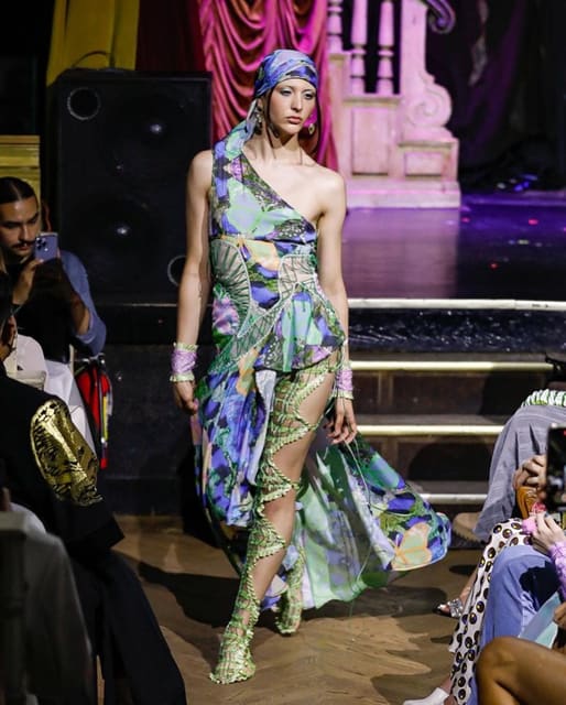 Loisida Resort 23 Show